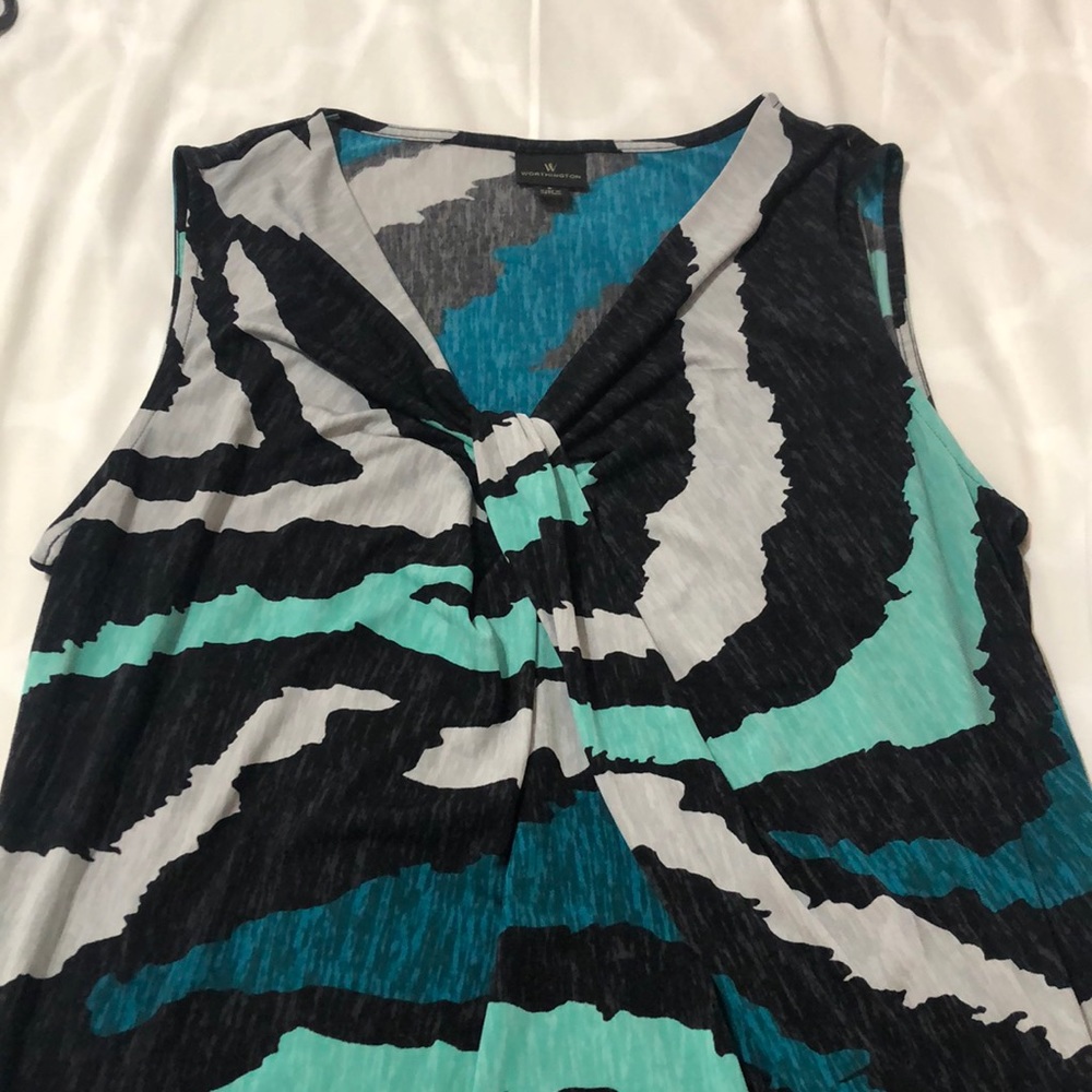 Sleeveless Printed Blouse